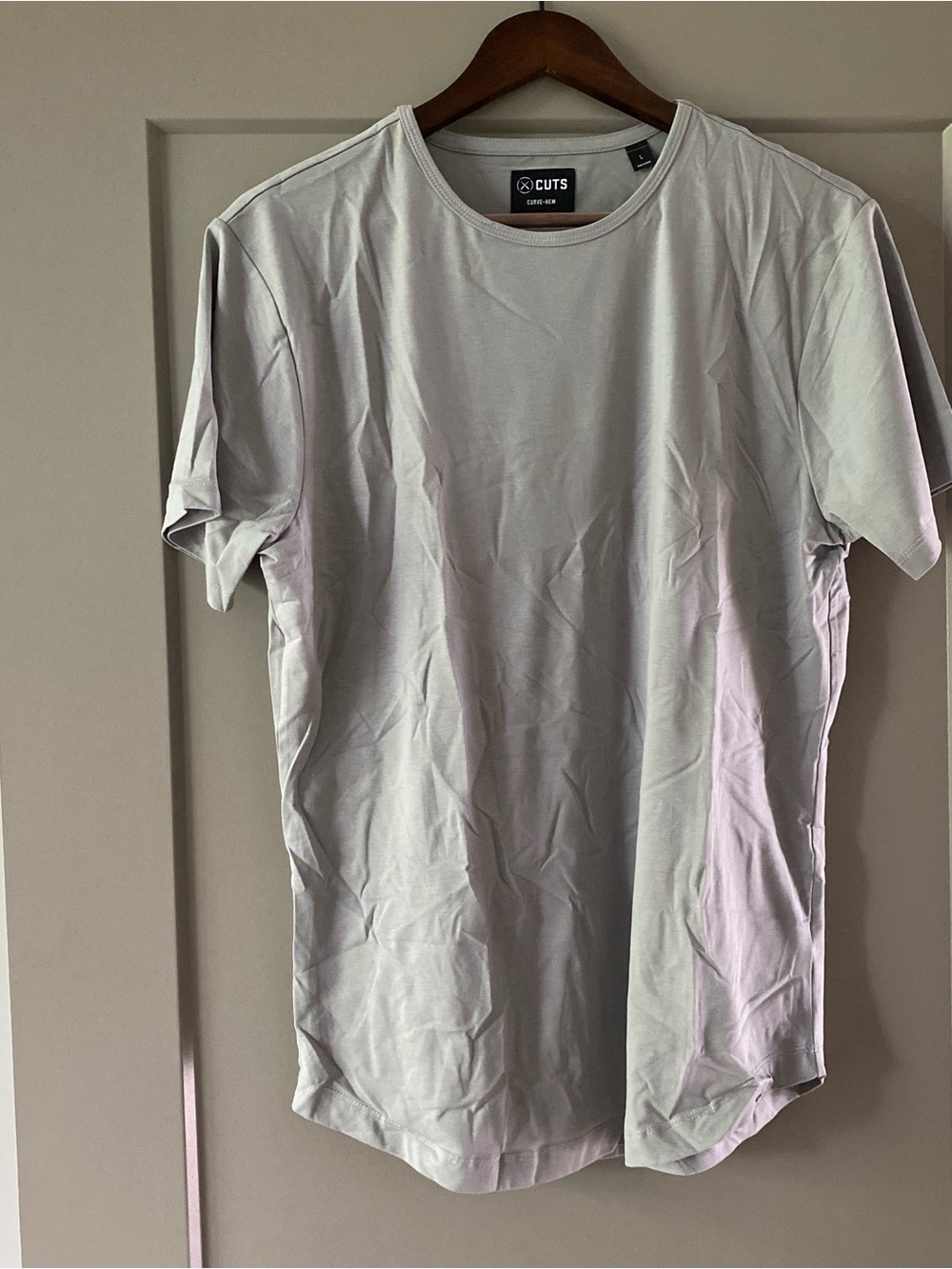 Cuts Clothing Men's Crew Neck T-Shirt — Light Gray